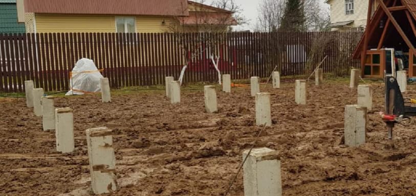 Фундамент на забивных ЖБ сваях