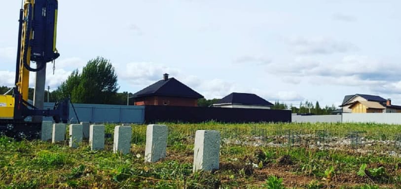 Фундамент на забивных ЖБ сваях